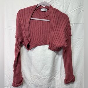 Urban Outfitters Ribbed Shrug in Pink